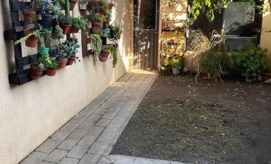 Duplex en Turdera con quincho y cochera!!
