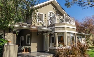 Casa en  Country 