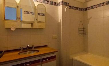 Departamento en Villa Urquiza de 2 ambientes con balcón francés y cocina separada