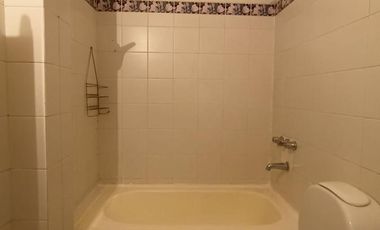 Departamento en Villa Urquiza de 2 ambientes con balcón francés y cocina separada
