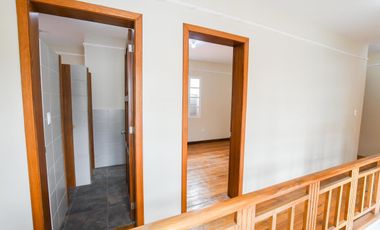 Venta casa comercial 295m2 Mariscal Fosh 2 Pisos