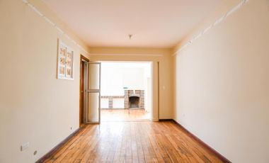 Venta casa comercial 295m2 Mariscal Fosh 2 Pisos