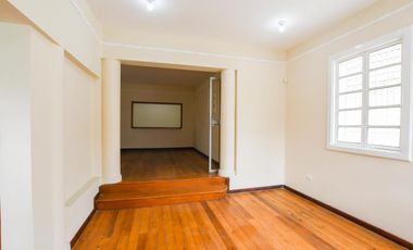 Venta casa comercial 295m2 Mariscal Fosh 2 Pisos