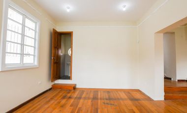 Venta casa comercial 295m2 Mariscal Fosh 2 Pisos