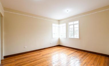 Venta casa comercial 295m2 Mariscal Fosh 2 Pisos