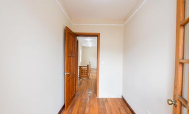 Venta casa comercial 295m2 Mariscal Fosh 2 Pisos