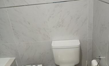 Excelente casa en Temperley 4 dormitorios cochera y piscina!!
