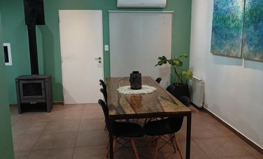 Excelente casa en Temperley 4 dormitorios cochera y piscina!!