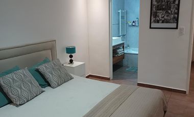 Excelente casa en Temperley 4 dormitorios cochera y piscina!!