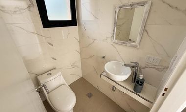 Casa en alquiler - 4 Dormitorios 4 Baños - 1.750Mts2 - La Plata