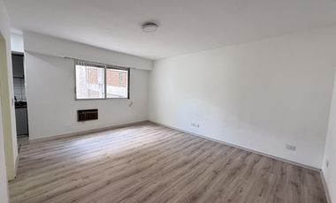 Departamento en Alquiler Monoambiente Refaccionado en Libertad esq. M. T. de Alvear