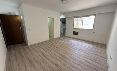Departamento en Alquiler Monoambiente Refaccionado en Libertad esq. M. T. de Alvear