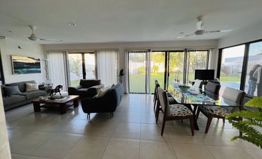 Casa de una planta en venta a 5 minutos de Mérida