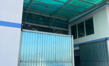 SE RENTA BODEGA SOBRE VIALIDAD TOLUCA NAUCALPAN