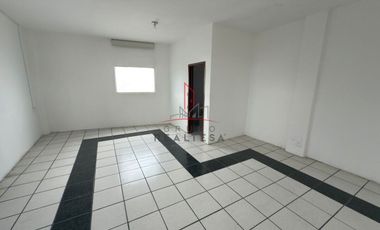 Local Comercial Renta San Sebastián Querétaro 7,500 JorLop RWC