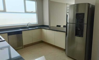 RENTO PENTHOUSE DE 2 PISOS SUPER AMPLIO  EN JURIQUILLA WISE LIVING