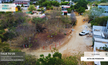 Terreno cerca del Mercado de Zicatela