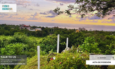 Dos Amplios Terrenos con Vista al Mar