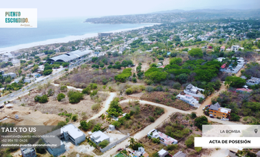 Dos Amplios Terrenos con Vista al Mar