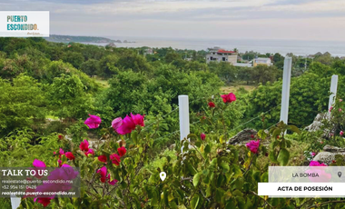 Dos Amplios Terrenos con Vista al Mar