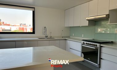 Casa en Venta Paseo Satélite, Naucalpan de Juárez, México