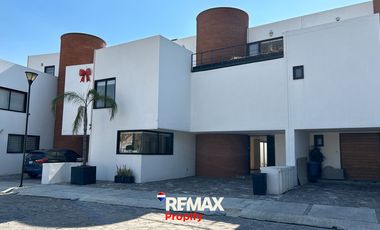 Casa en Venta Paseo Satélite, Naucalpan de Juárez, México