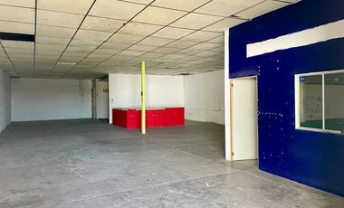 BODEGA EN RENTA A ESPALDAS DE LA J.MUJICA