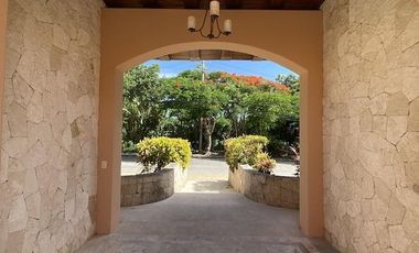 Edificio de Departamentos en Venta en Puerto Aventuras LB 279