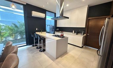 Casa en  venta en residencia Soles