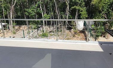 CASA EN VETA DE 2 HABITACIONES EN TULUM, QROO. LB 242