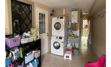 SE VENDE CASA DE 4 REC. EN EL RESIDENCIAL VILLE DI FIRENZE, ALBROOK