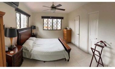 SE VENDE CASA DE 4 REC. EN EL RESIDENCIAL VILLE DI FIRENZE, ALBROOK