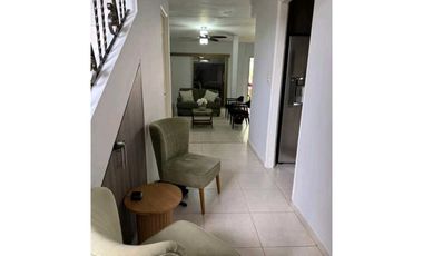 SE VENDE CASA DE 4 REC. EN EL RESIDENCIAL VILLE DI FIRENZE, ALBROOK