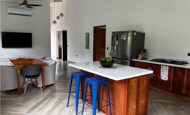 LOS SANTOS / PEDASI / 543M / 2 HABITACION / TERRAZA / CASA GARBI