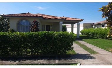 VENTA DE CASA EN LA FONTANA CON GARITA DE SEGURIDAD 846 METROS