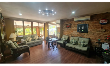 CLAYTON / CAMINO DE CRUCES / 884M / 6 HABITACION / 3 NIVEL / BALCON