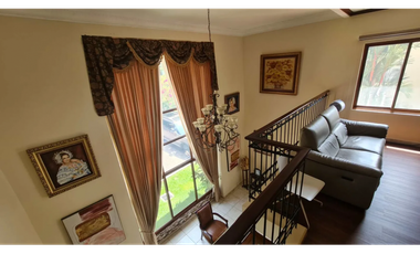 CLAYTON / CAMINO DE CRUCES / 884M / 6 HABITACION / 3 NIVEL / BALCON