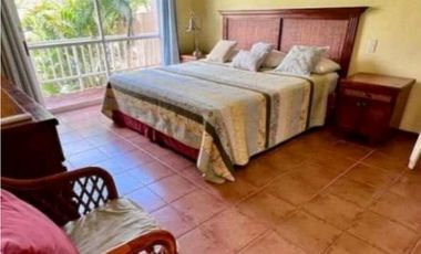 Venta de Casa Amoblada en Villas del Decameron.Rio Hato.Cod-J258