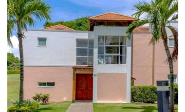 Venta de Casa Amoblada en Villas del Decameron.Rio Hato.Cod-J258