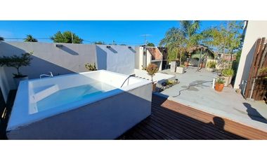 Venta amplia casa 4 dormirtorios zona almafuerte c/cochera