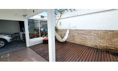 Venta amplia casa 4 dormirtorios zona almafuerte c/cochera