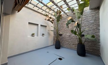 Venta casa 4 dormirtorios zona almafuerte c/cochera Apta credito