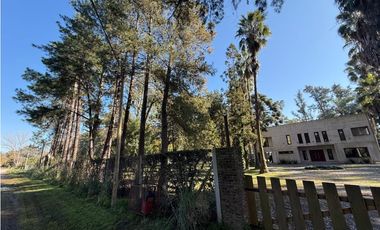 Espectacular Casa Quinta en Barrio La Plantación. Brandsen