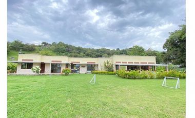Vendo Magnífica Finca en el Mejor Clima del País ARBELAEZ
