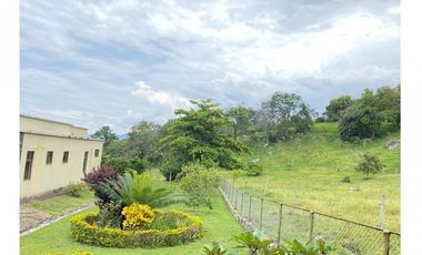 Vendo Magnífica Finca en el Mejor Clima del País ARBELAEZ