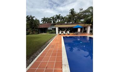 Venta  Casa Campestre Hacienda La Primavera Villavicencio-Meta