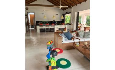 Venta  Casa Campestre Hacienda La Primavera Villavicencio-Meta