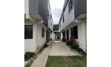 SE ARRIENDA APARTAMENTO EN ZONA CAMPESTRE