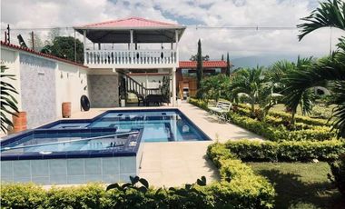 Finca en venta en parcelación campestre - Santa Elena El Cerrito Valle