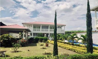 Finca en venta en parcelación campestre - Santa Elena El Cerrito Valle